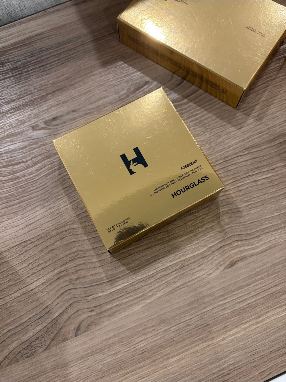 Hourglass Ambient Lighting Palette - Gold Packaging